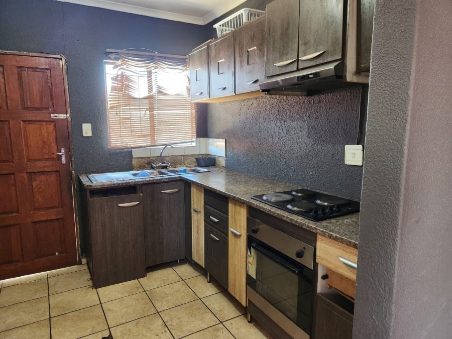 3 Bedroom Property for Sale in Tlhabane West North West